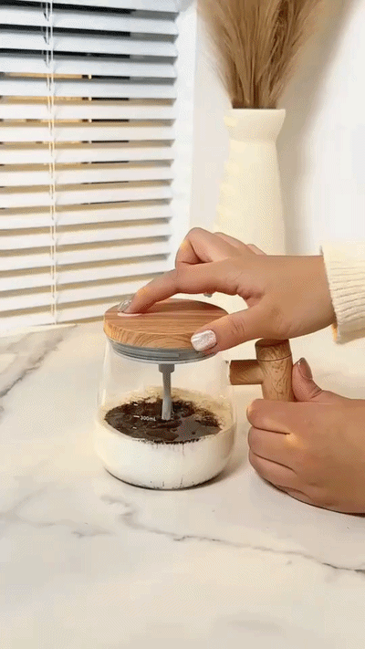 QuickMix Self Stirring Mug
