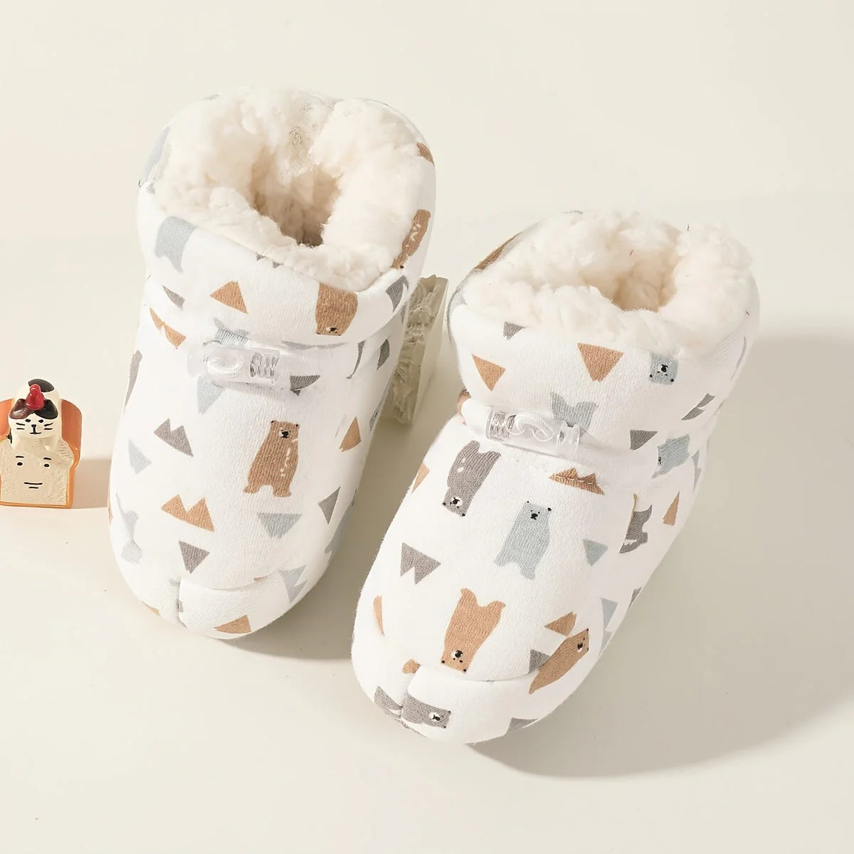 COZY WINTER BABY BOOTS | Baby's feet warm and safe